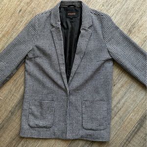 houndstooth print blazer